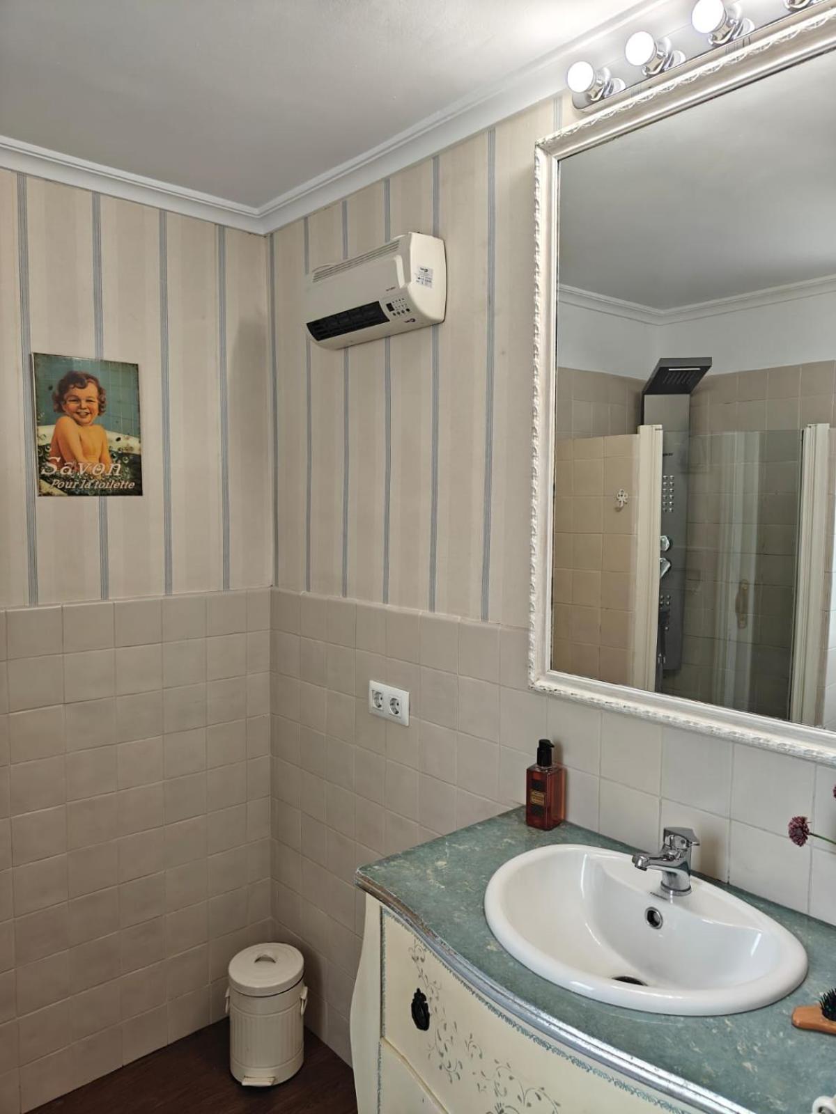 Gran Capitan Luxury Center Apartment- Parking Córdoba Eksteriør bilde